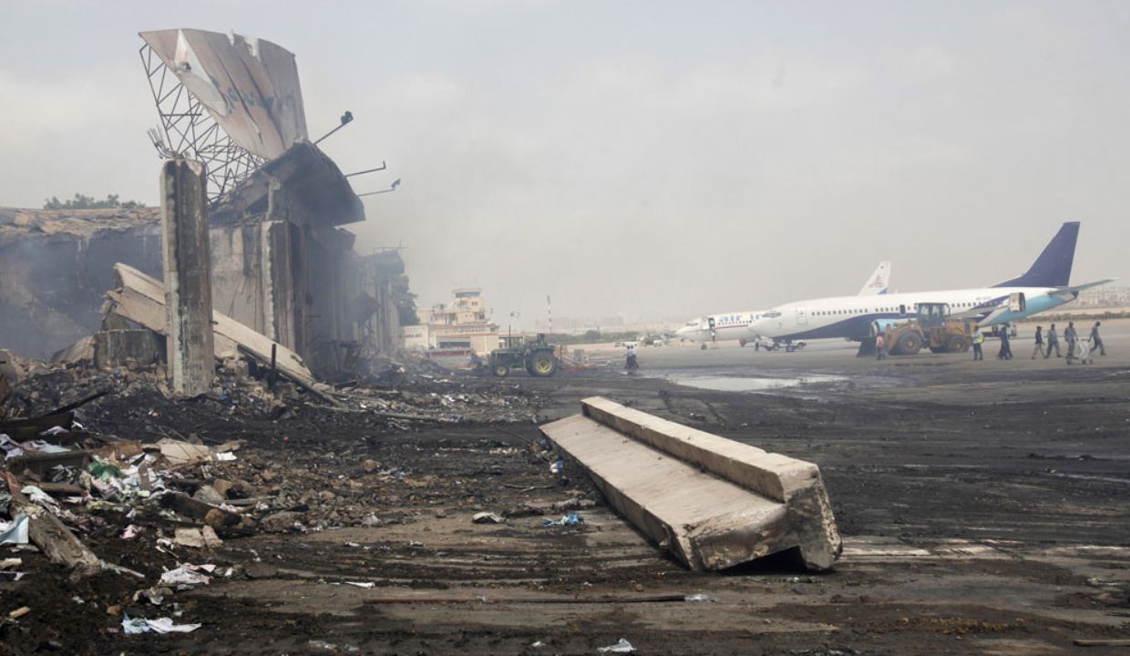 Blast in Karachi airport has killed two Chinese nationals, Authorities have identified the attacker as a suicide bomber.